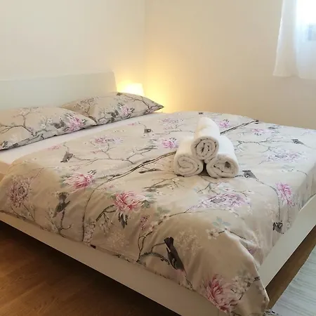 Apartment Parac Petrcane